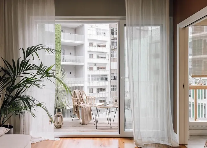 Batu - 2 Bedrooms And Terrace In Santo Antonio Lisbon