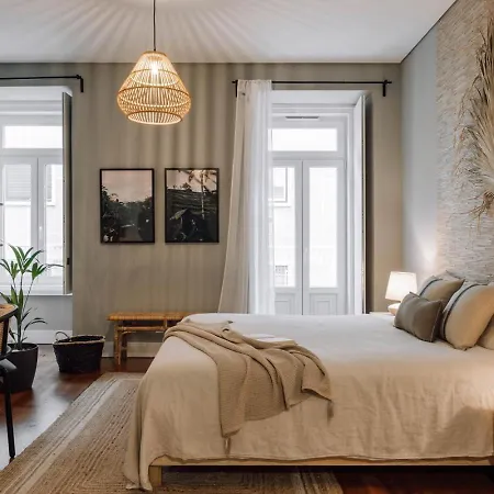 Appartement Batu - 2 Bedrooms And Terrace In Santo Antonio