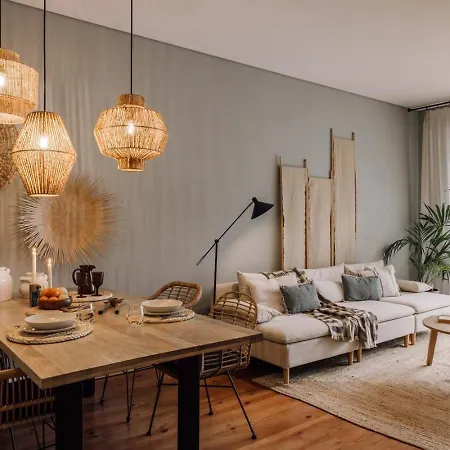 Batu - 2 Bedrooms And Terrace In Santo Antonio Лиссабон